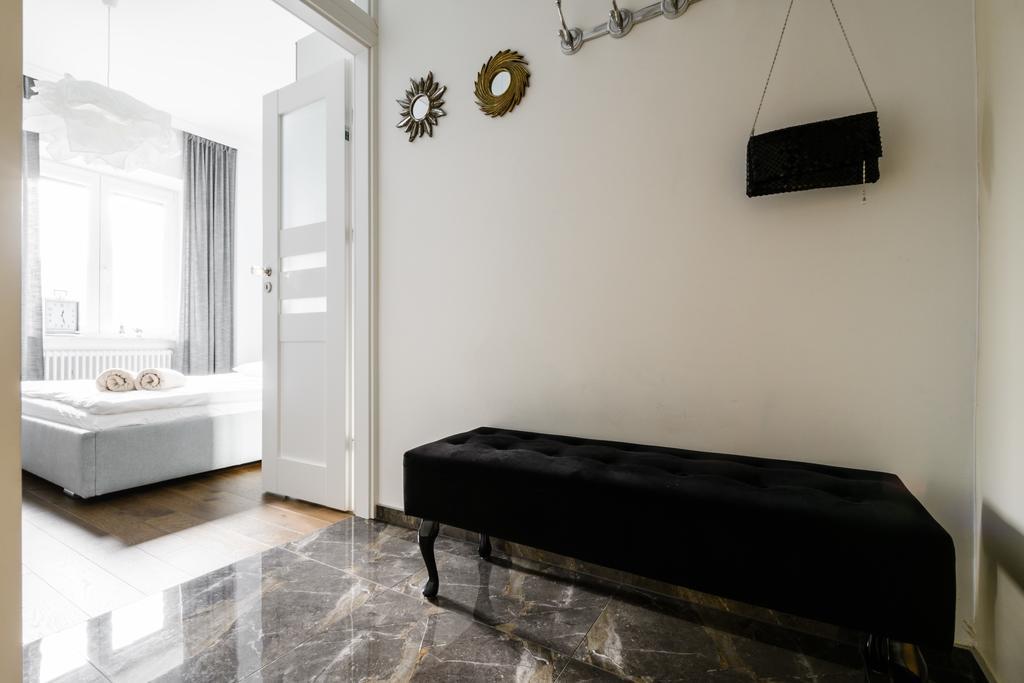 Shakespeare By Art Demo Apartment Warsaw Luaran gambar